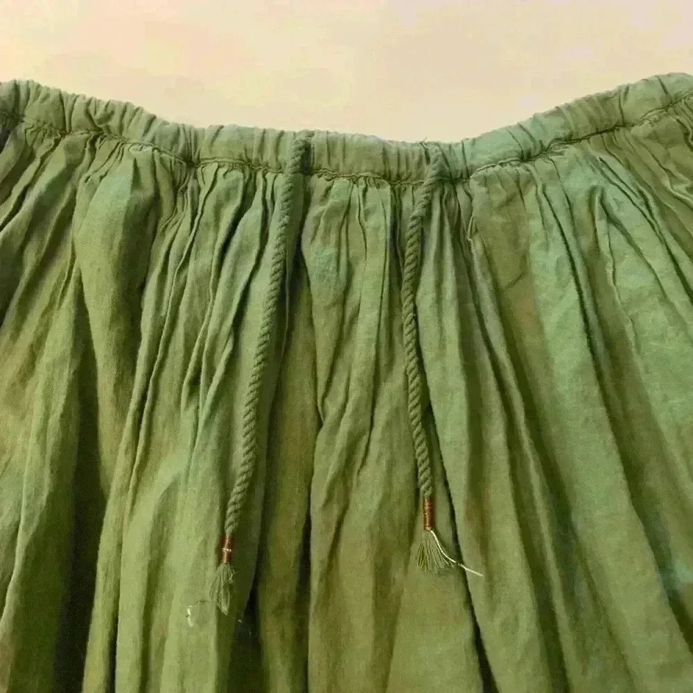 Girls S(6-7) Gap skirt